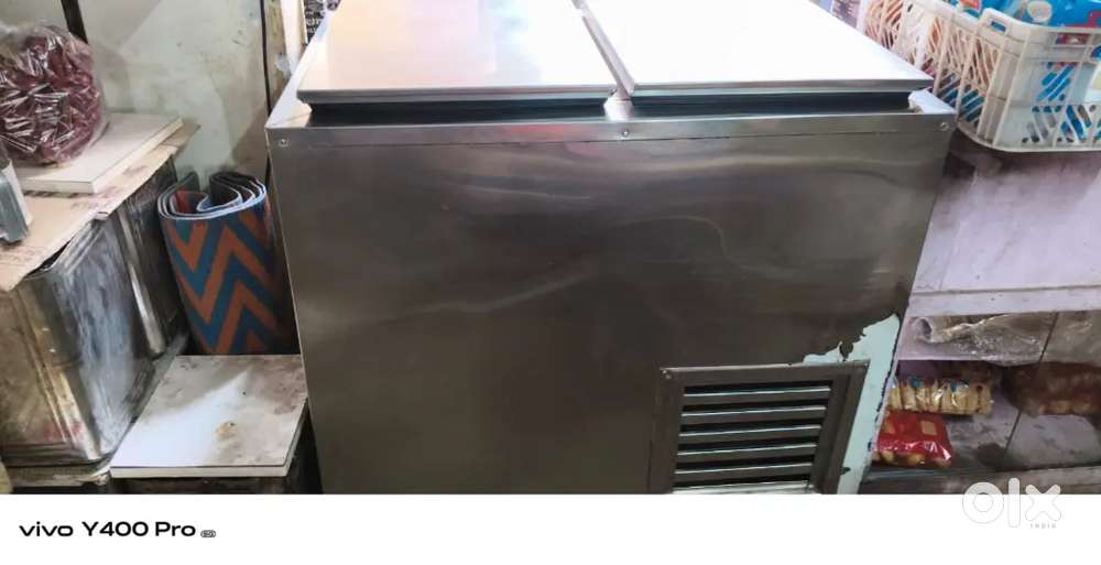 Steel deep fridger 60 ltr+2 milk gelan+1 tub