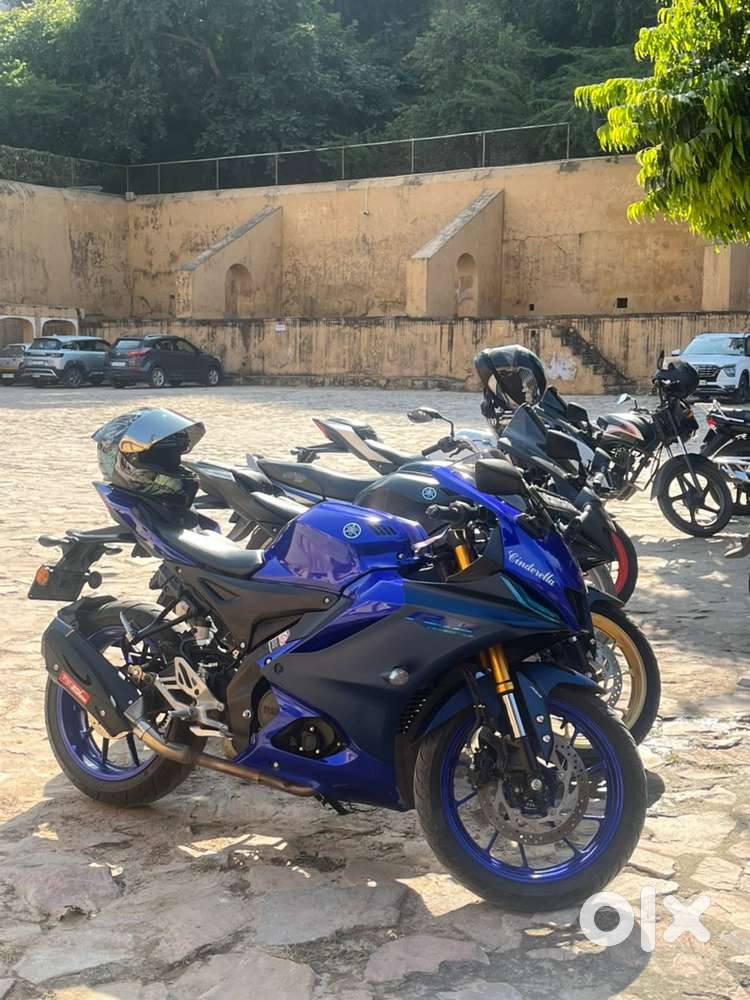 R15 V4  Qucik Shifter  ABS  TCS  Racing Blue