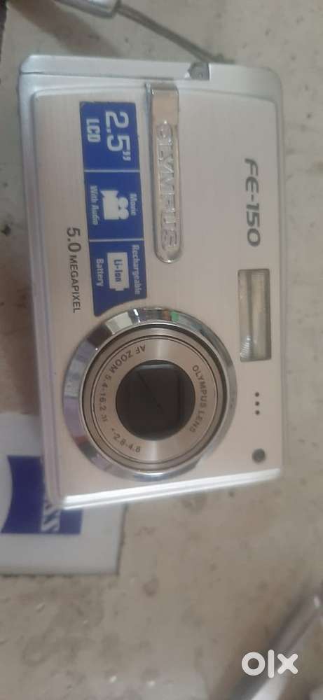 Selling Olympus Vintage Digital Camera