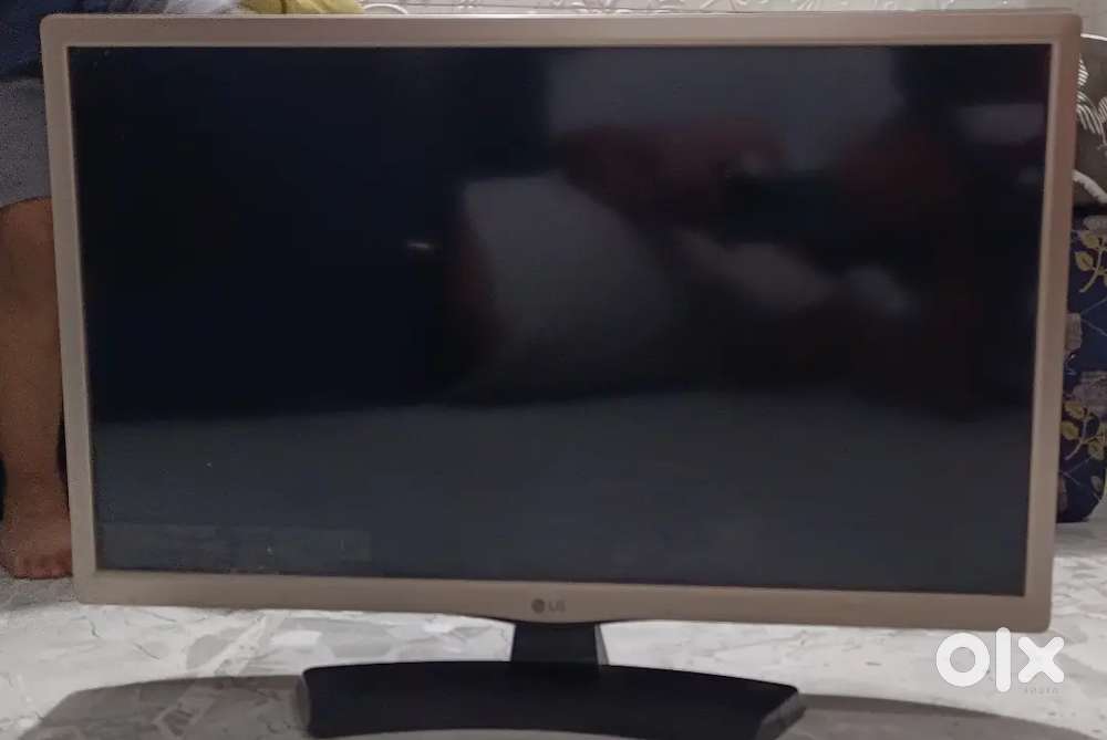LG 60cm Flat TV