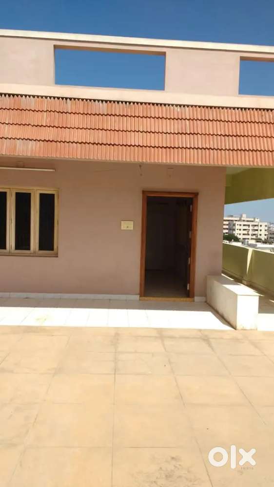 Spacious 2BHK,with good ventilation and air
