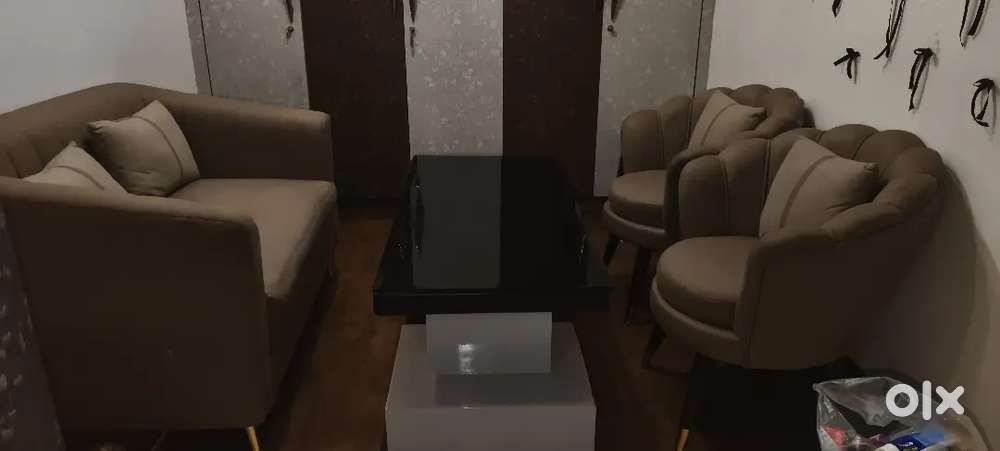 2 seater sofa with 2 chair