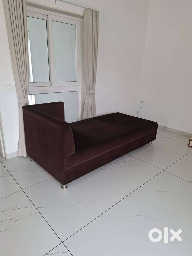 6x3 ft Lounger Cum Bed  Elegant Deep Maroon