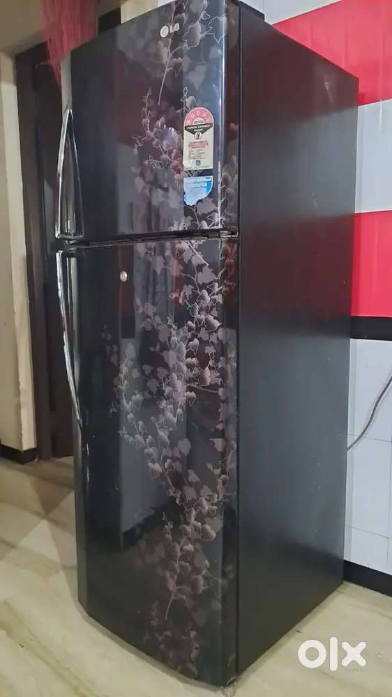 LG Double door 260 litre fridge in running condition