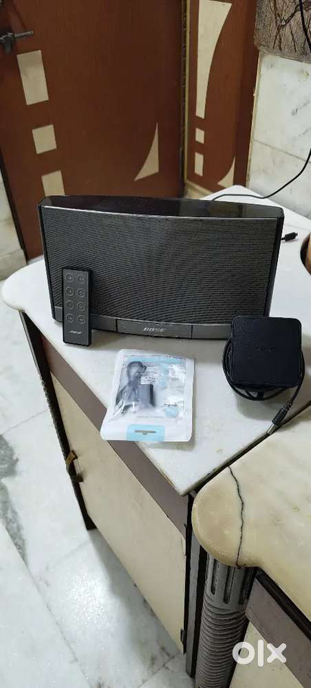 Bose sound dock potable music system