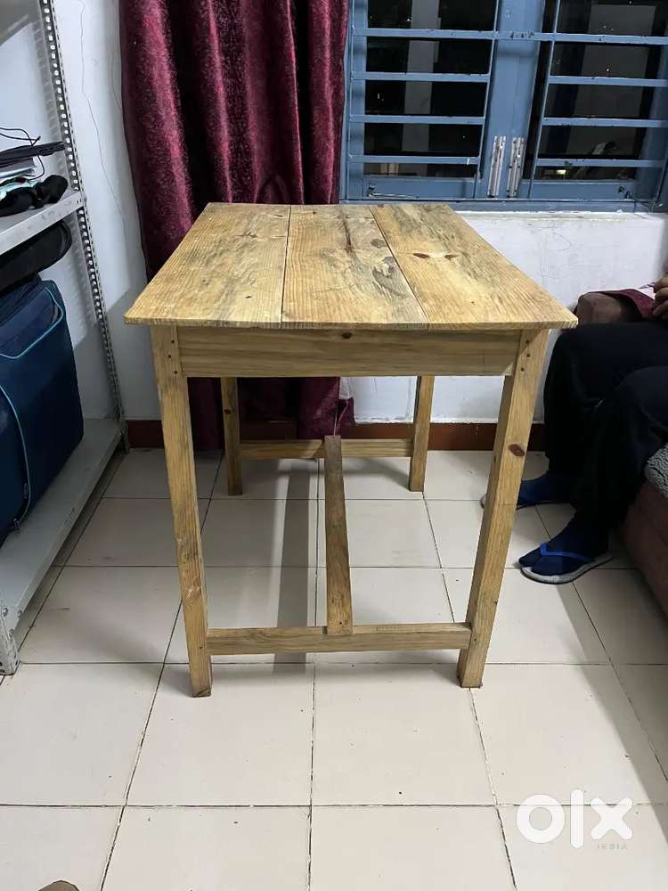 study / Dining table
