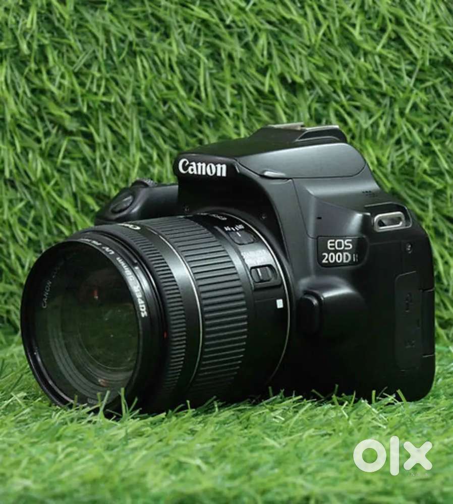 Canon EOS 200D