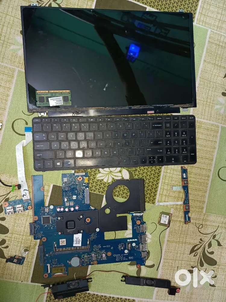Scrap Metirials HP laptop Just RS - 799/-