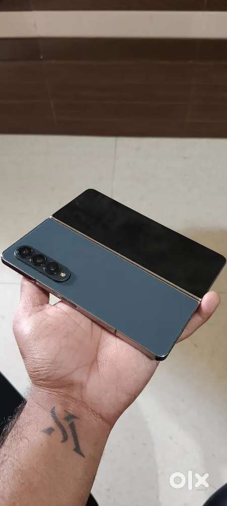 Samsung galaxy Z fold 4