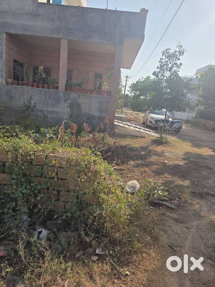 25x50 Corner Plot For Sale