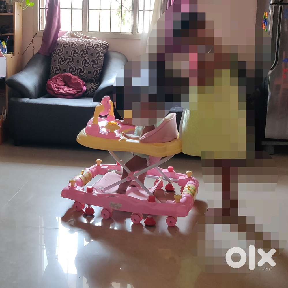 Baby walker for babies