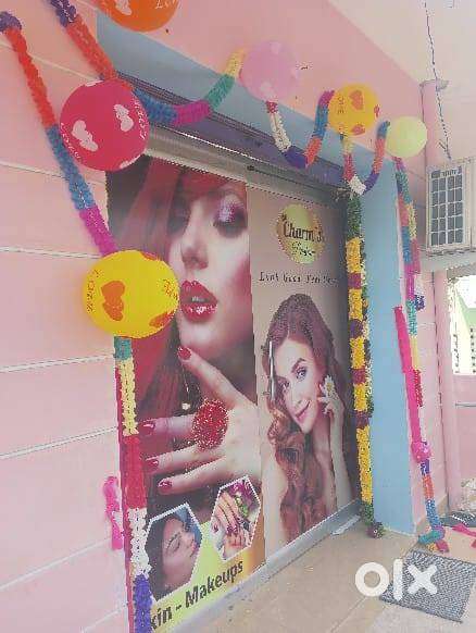 Charms parlour