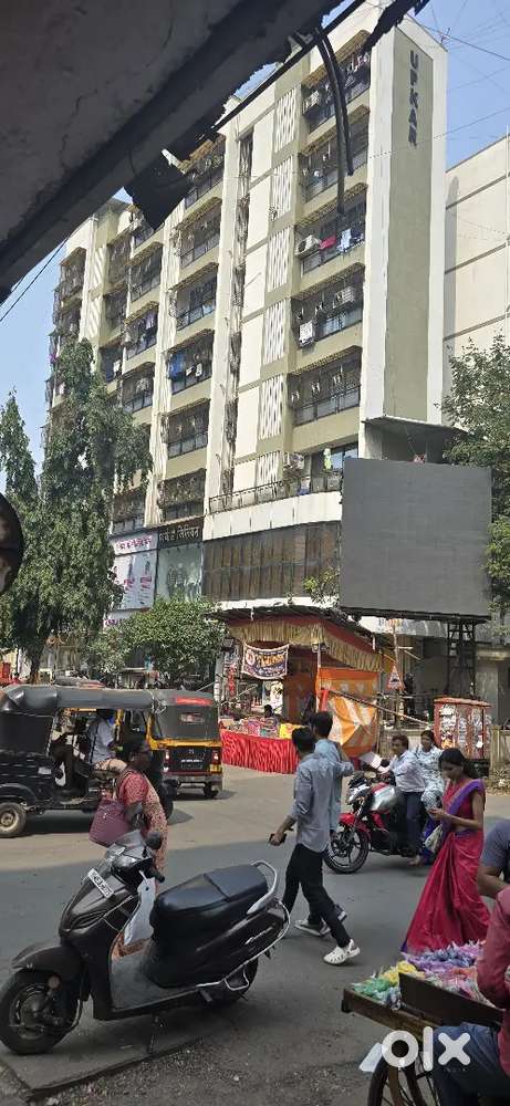 Shope for Rent Shivmandir road near kalyan jwelars rent 60k.