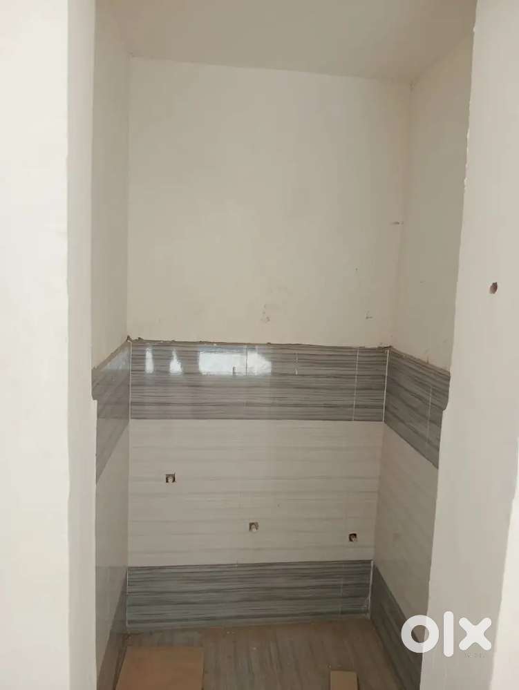 Shop for rent main road