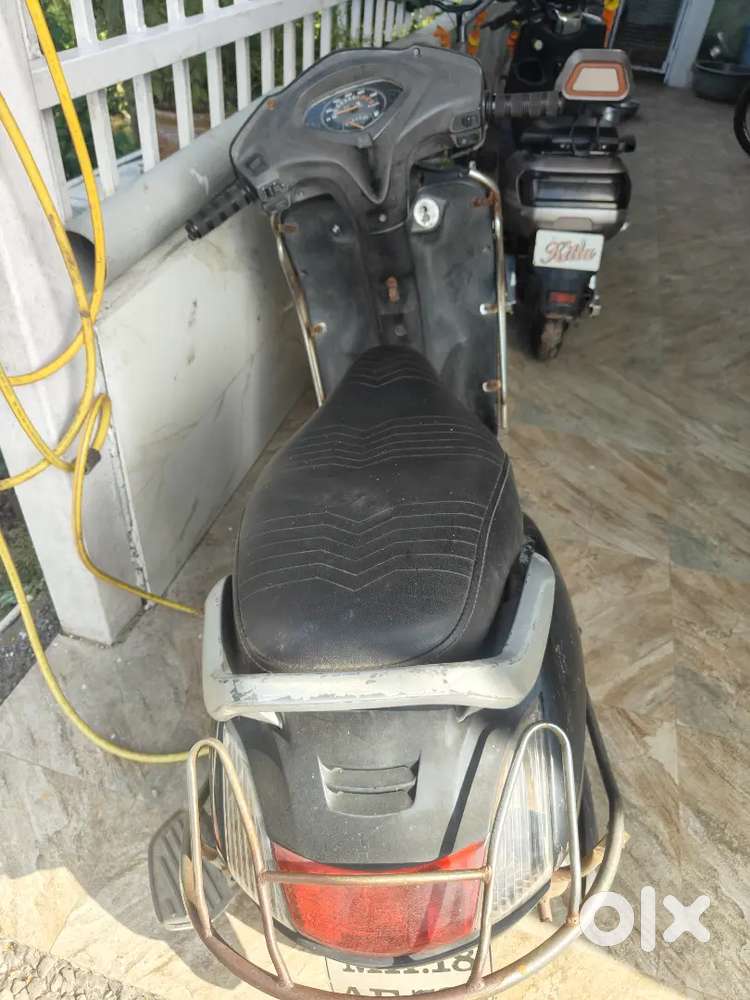 Activa in running condition at low price