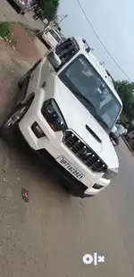 Mahindra Scorpio s10 2017