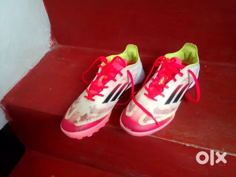 Turf shoes Adidas F50 size 6
