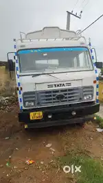 Tata 4923 tiptelar