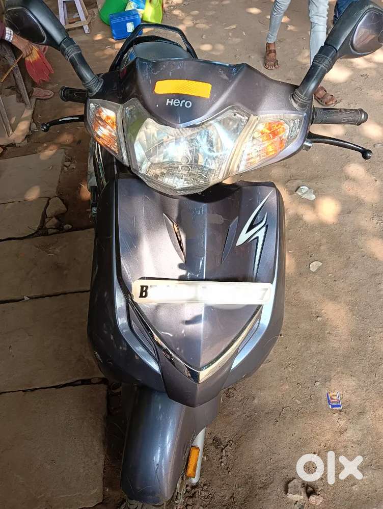 Very good condition 6100 km driven