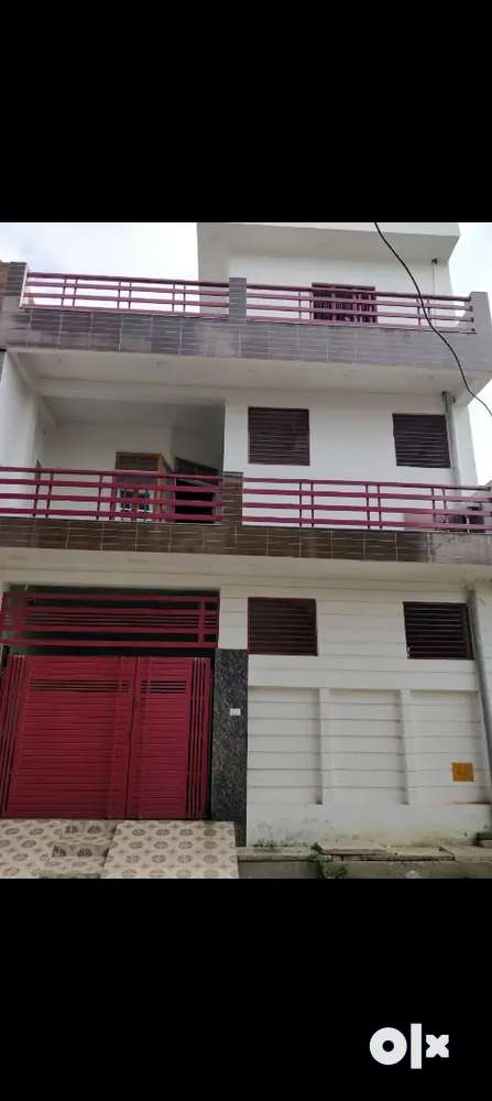 5bhk house in vrindavan yojna lucknow sector6b Near teilbaghpetrolpump