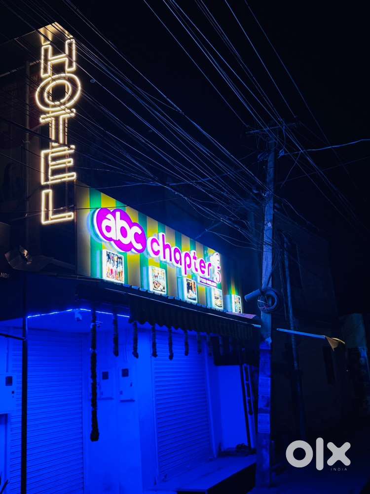 In charge / Restaurant Manger / Service/ Attend Customers/ Waiter