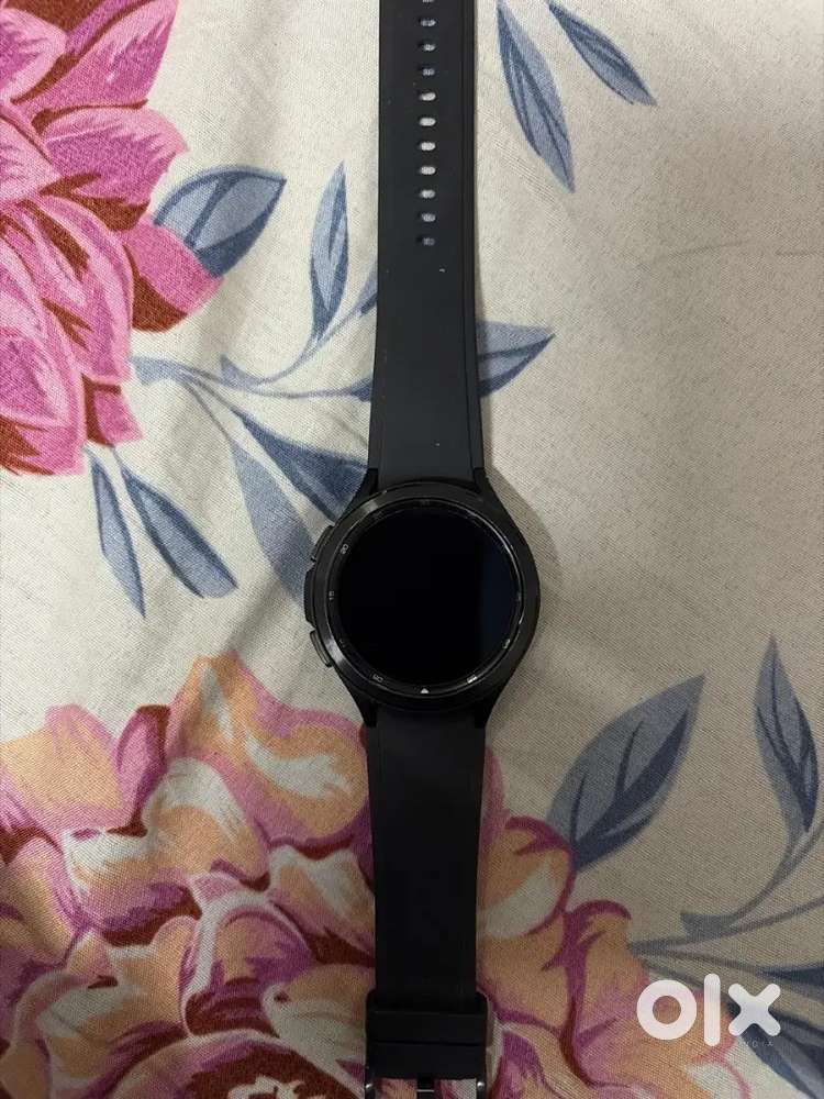 Samsung watch active 2 & samsung watch classic watch 4 lte 46mm.