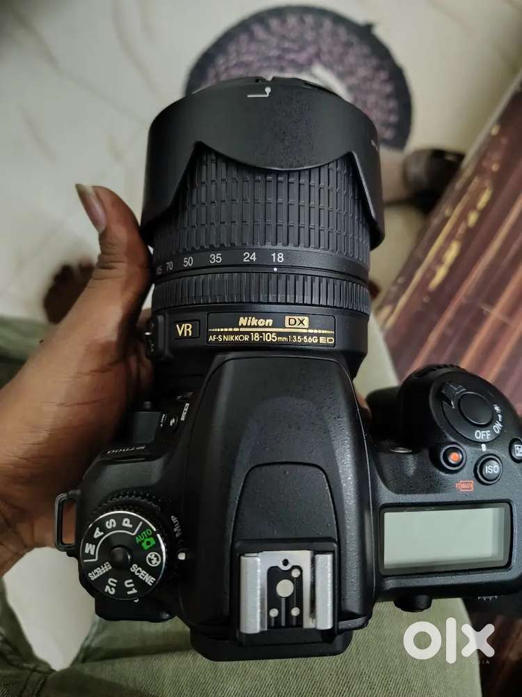 Nikon D7500