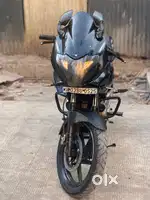 Pulsar 220