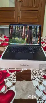 Brand New 13-inch MacBook Air: M4 chip 24GB, 512GB SSD + AppleCare
