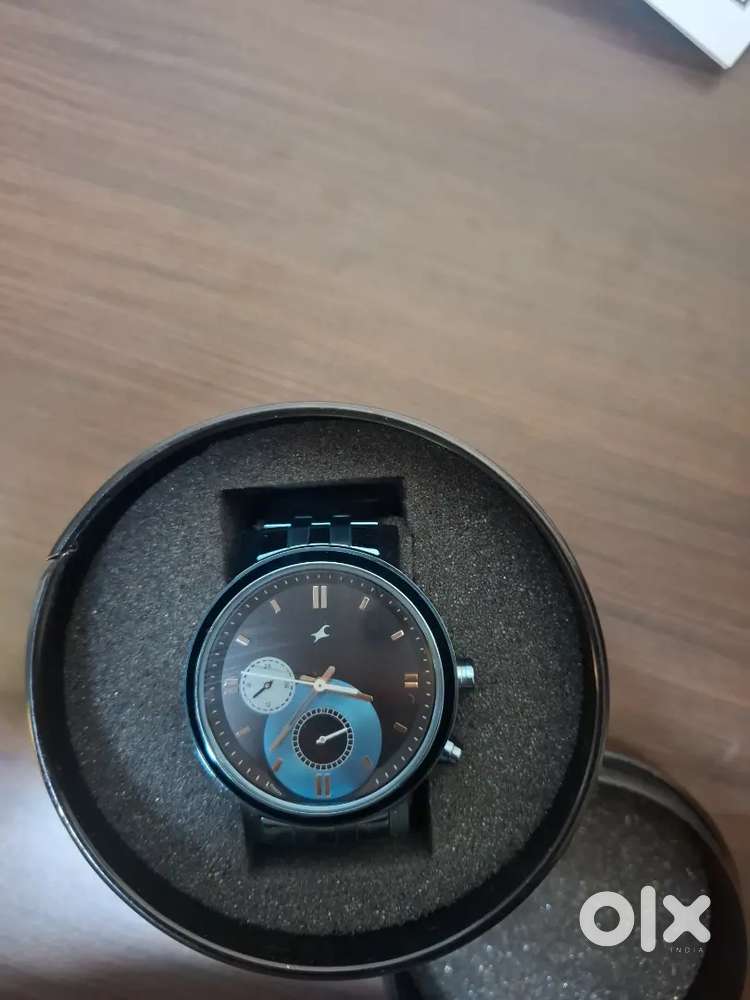 Fastrack analog watches blue and black