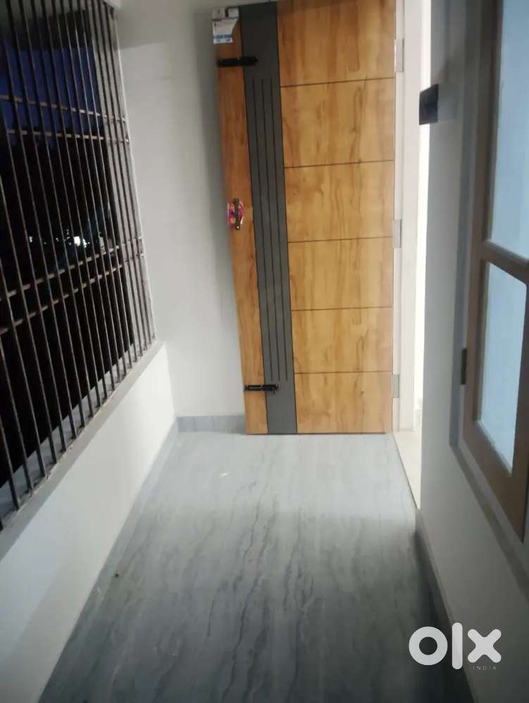 Double room, attached bathroom, pvt balcony, for rent available Mirza