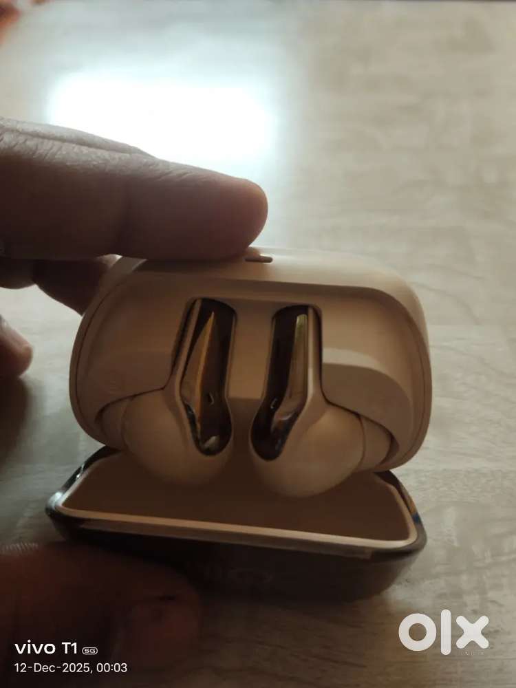 Quanta True wireless earbuds Bluetooth in-Ear Headphones