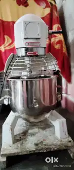 Aatta mixing machine