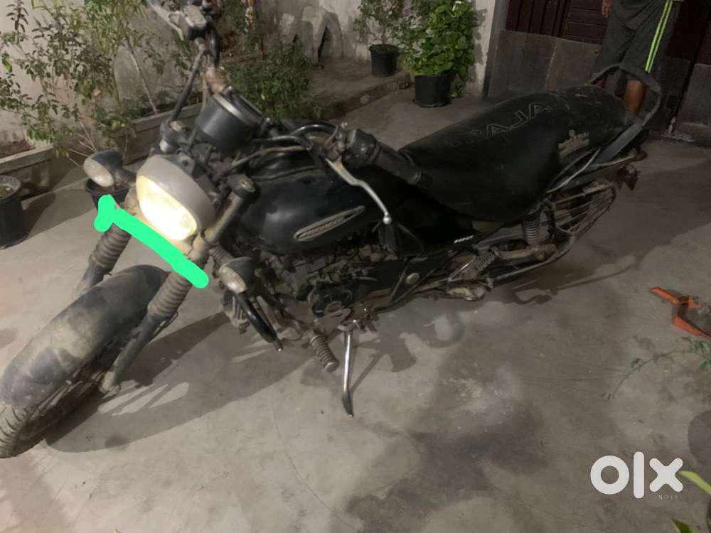 Bajaj Avengers 180 CC