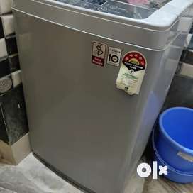 LG 6.5 kg top loaded washing machine