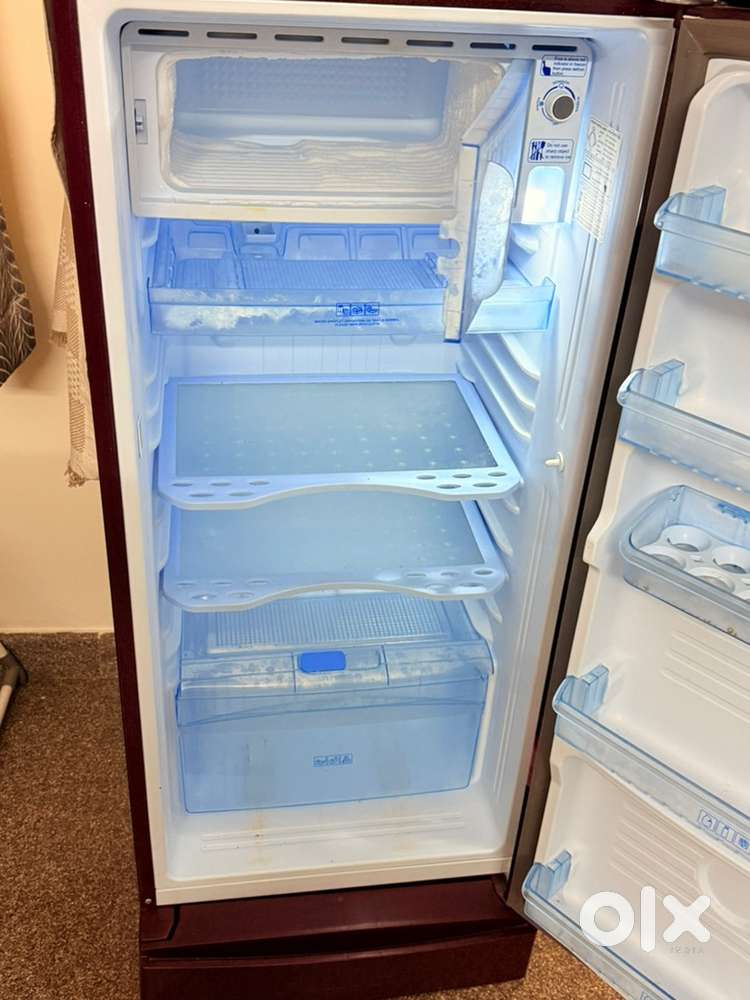 Haier fridge 182liter