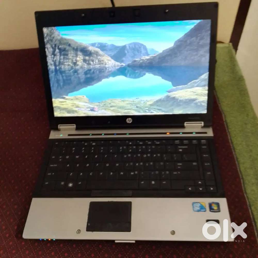 HP Elite book, i7 processor, 4 GB Ram, 300 GB HDD