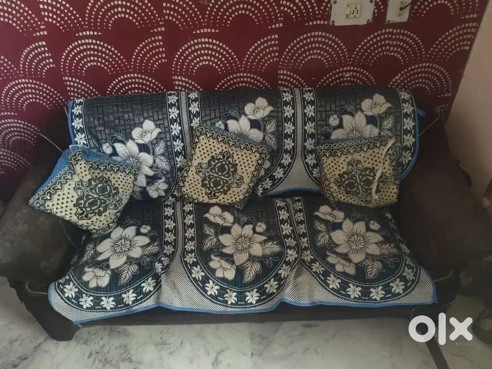 Sale 3+1+1.  Sofa set