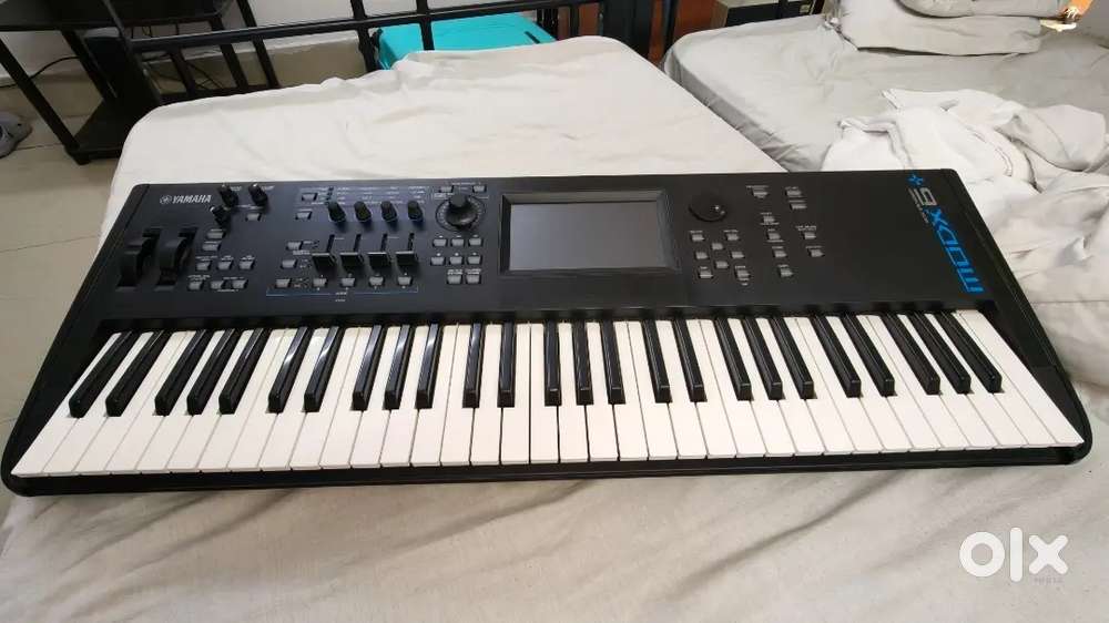 Modx 6+ yamaha very good condition..