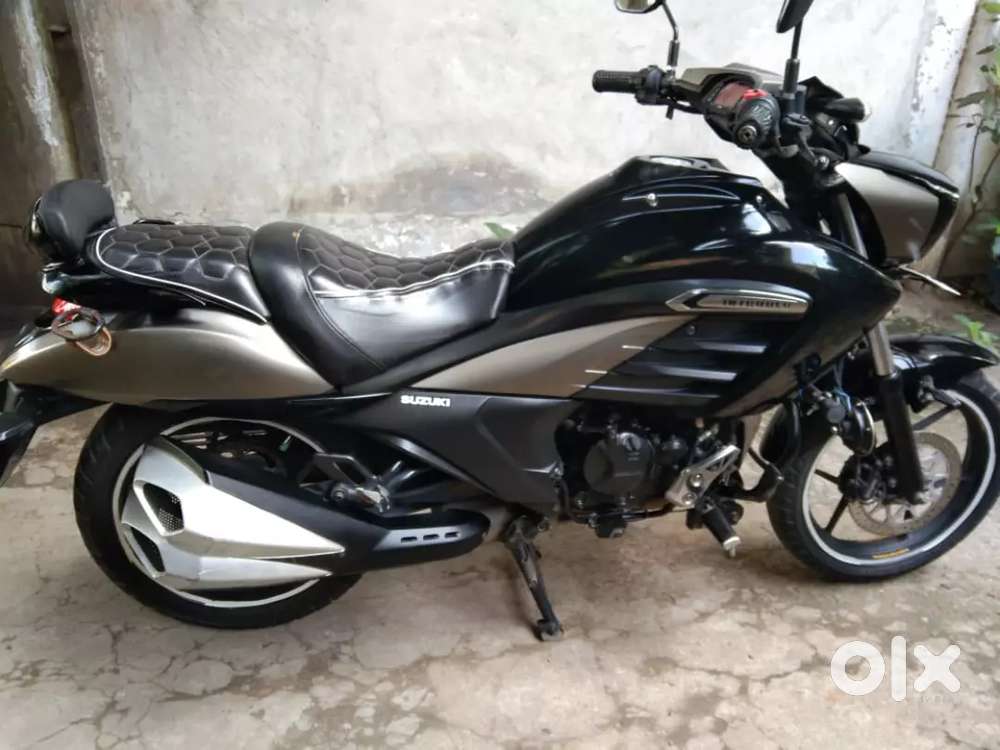 Suzuki intruder 150