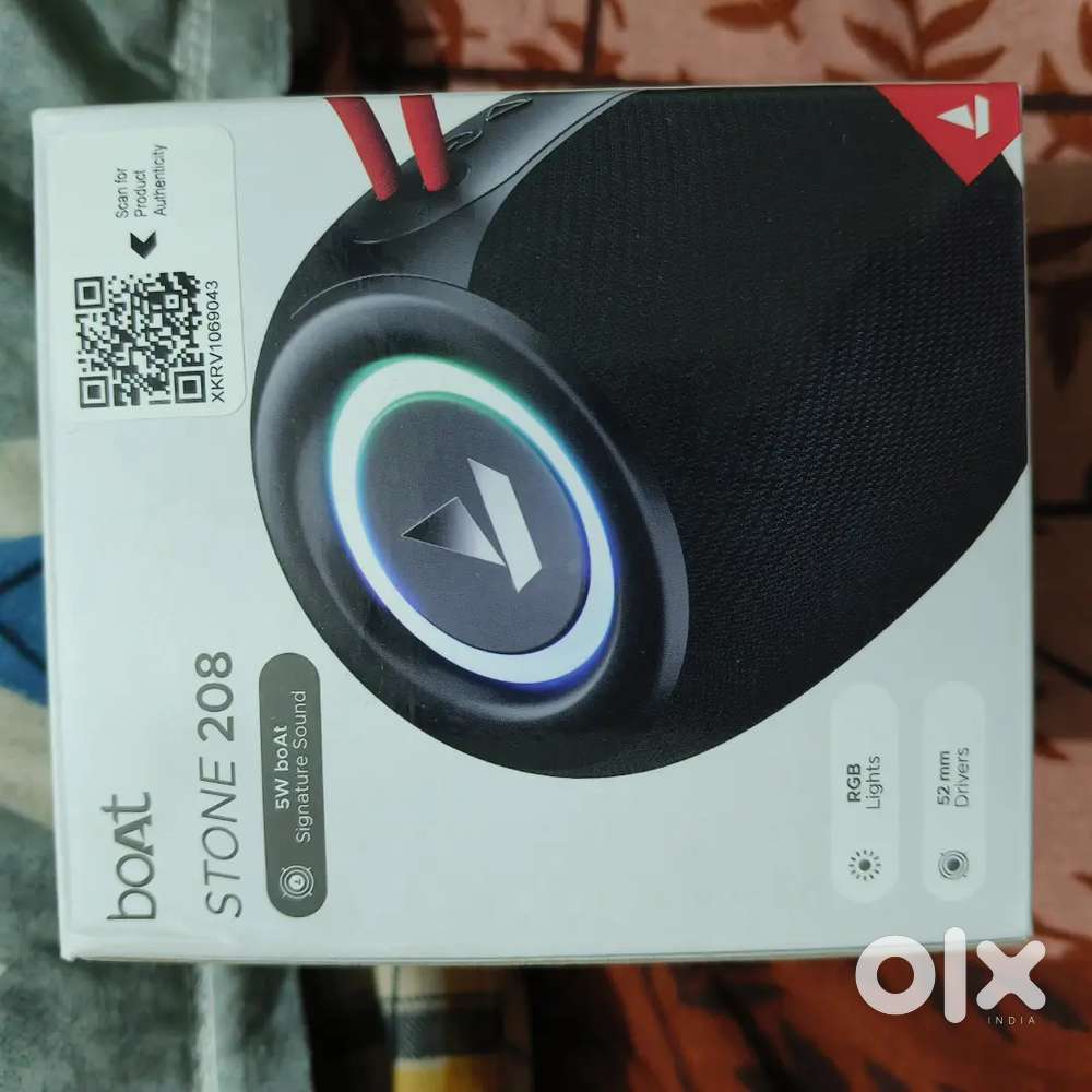 Only 4 days old boat stone 208 speaker