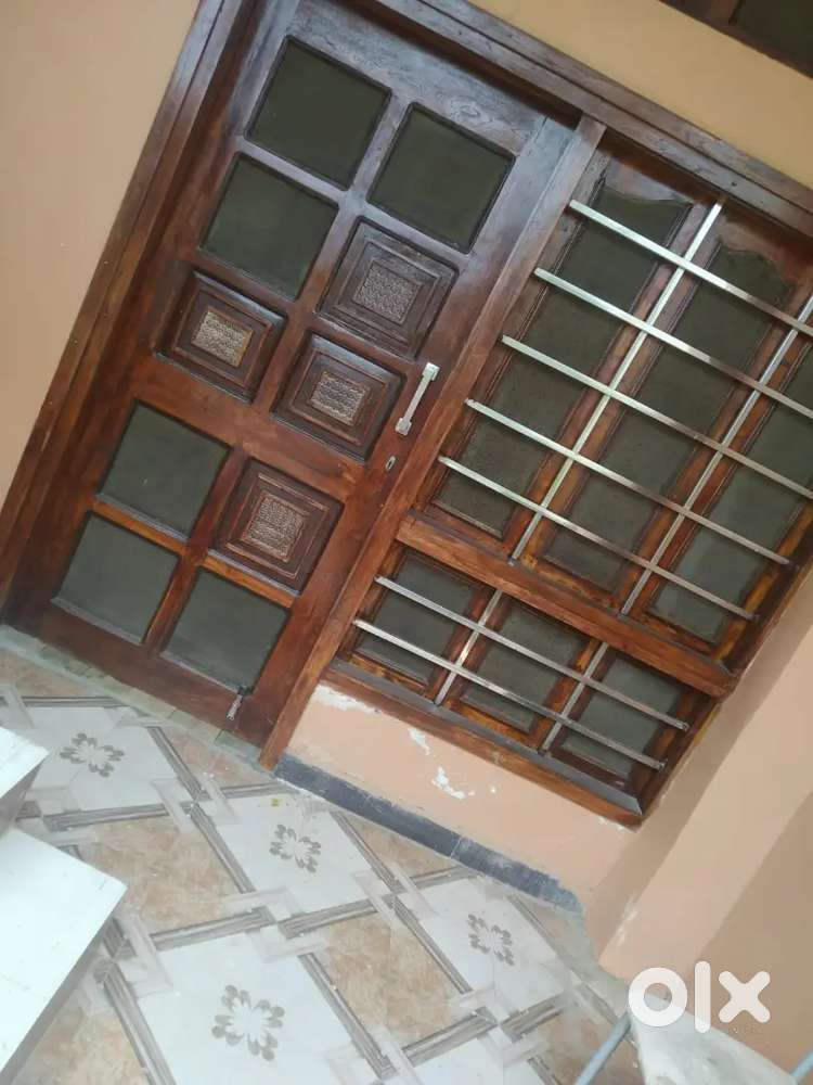 1 ROOM,1 KITCHEN,1 WASHROOM 1 DRAWING ROOM