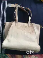Woodlands handbag for women