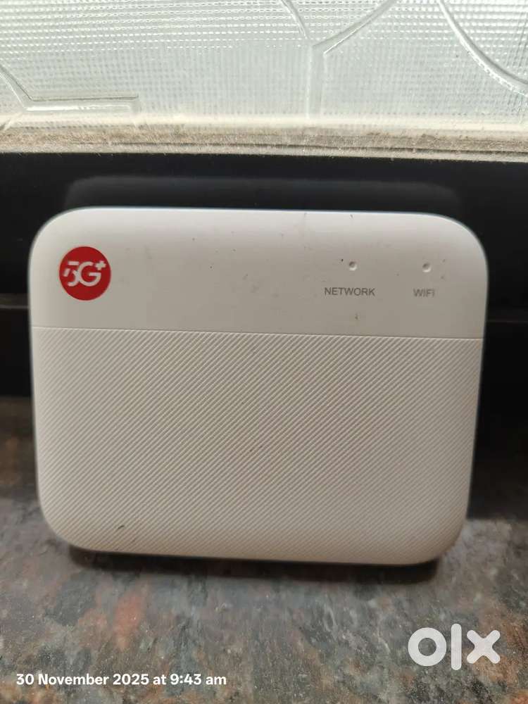 5G dongle ZTE F50