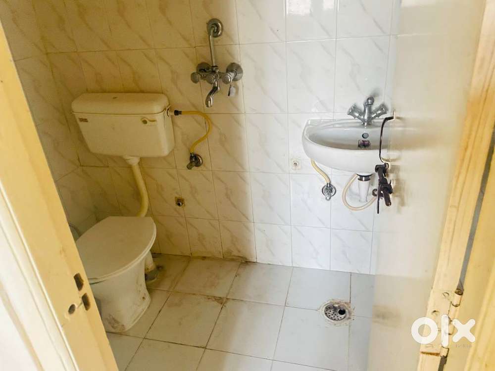 2 BHK flat rent in Beleghata