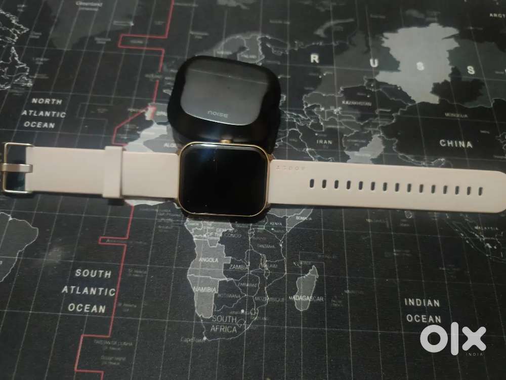 Boult Drift Smartwatch – Display Broken but Working(All Parts Intact)