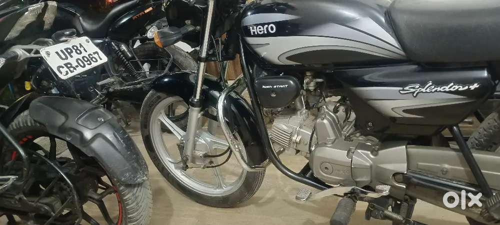 Carburator wali bike hai Splendor + geniune bike hai