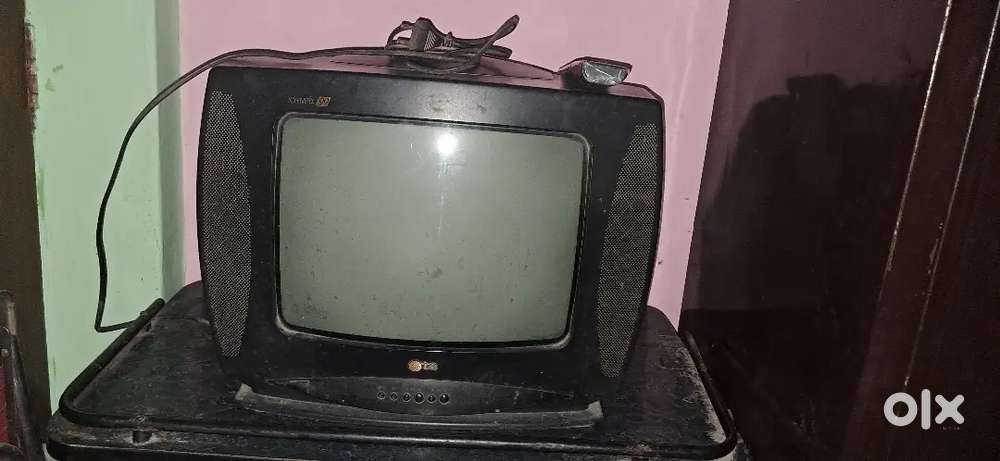 LG CRT TV GOLDEN EYE