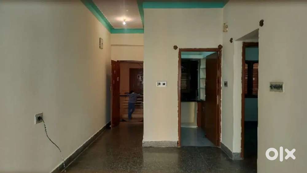 Prime location near metro and ecity