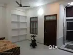 किराए से कमरे खाली है केवल शुद्ध शाकाहारी और जनरल कास्ट वाले को ही